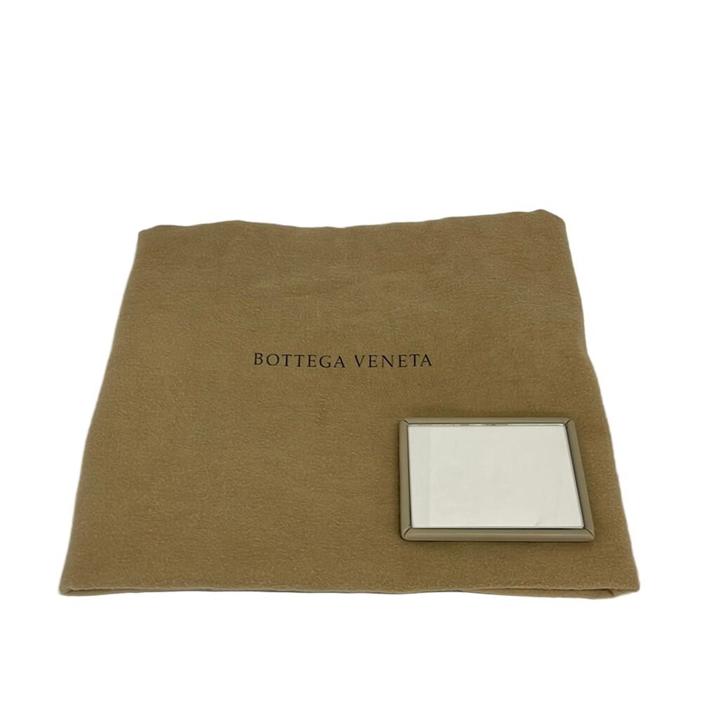 Bottega Veneta Intrecciato Shoulder Bag - Picture 8 of 10
